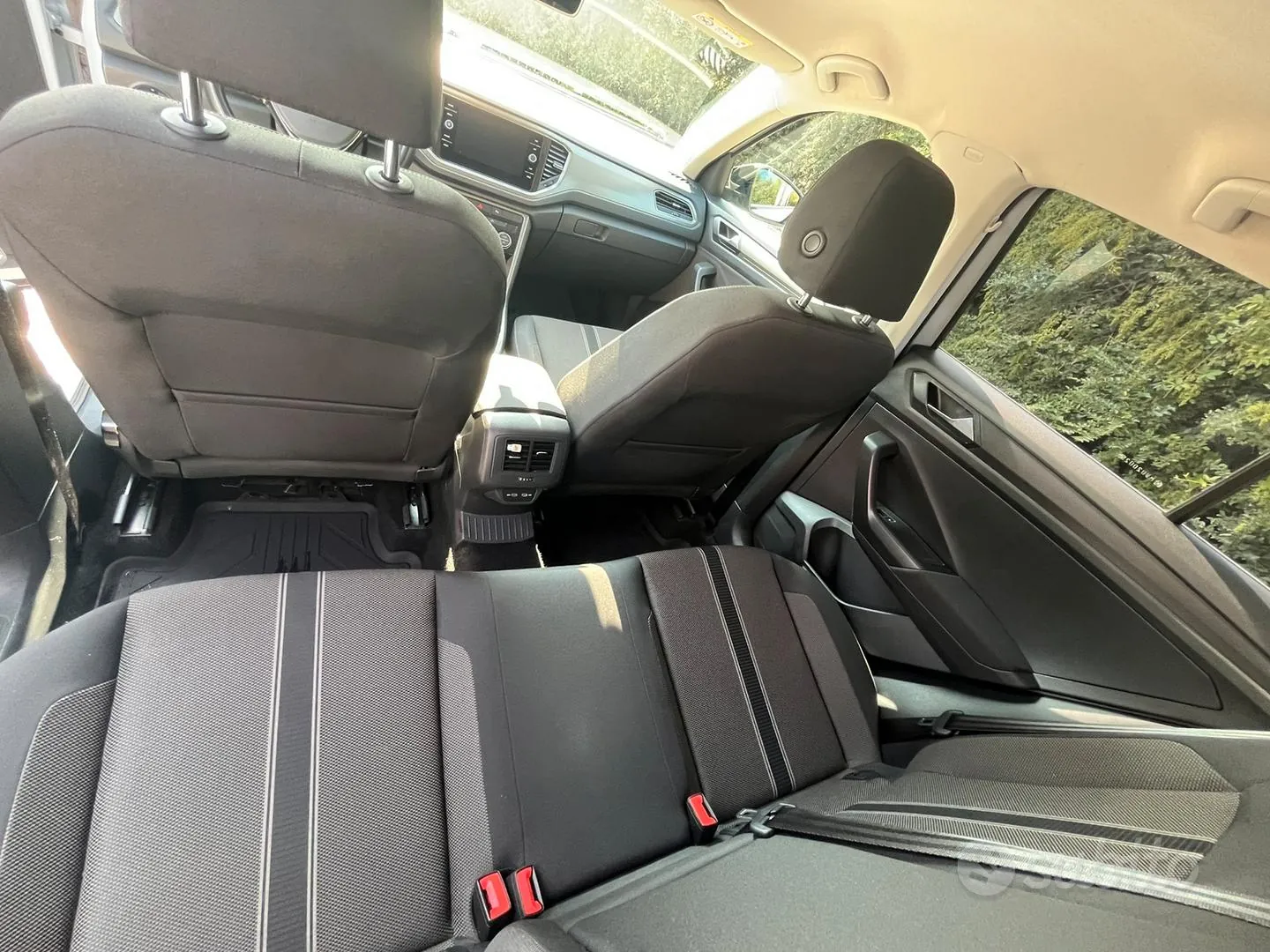 Volkswagen T-Roc 2020 photo 4