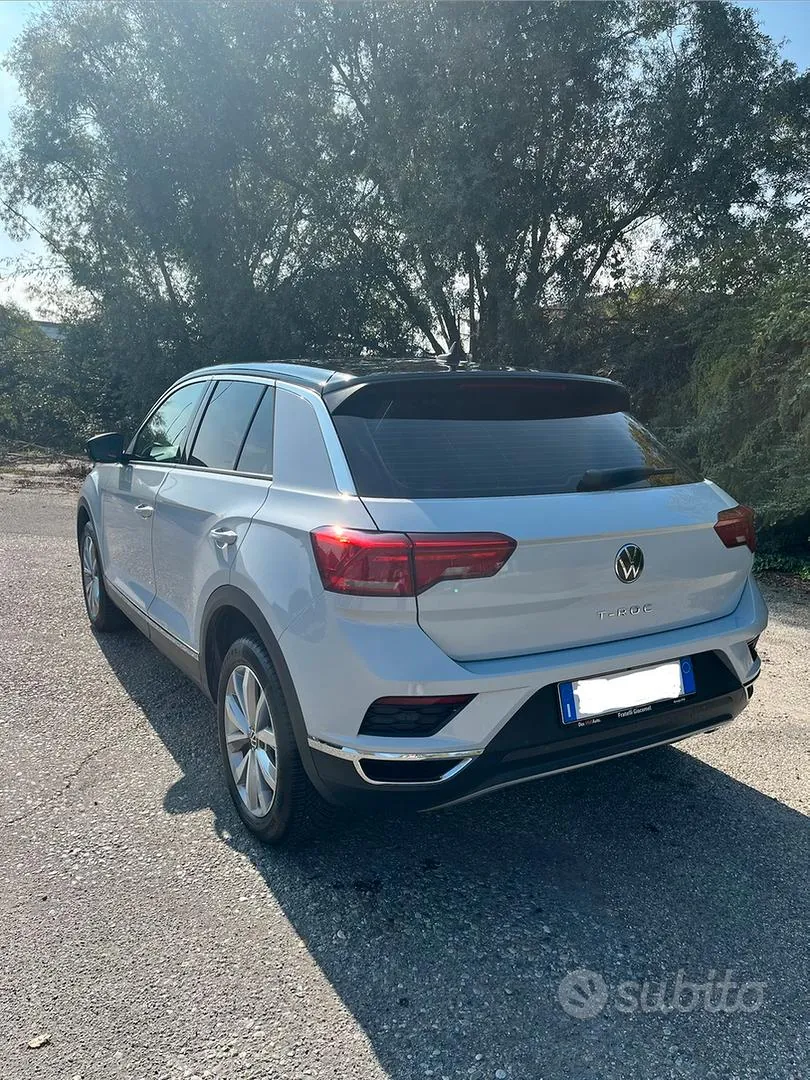 Volkswagen T-Roc 2020 photo 2