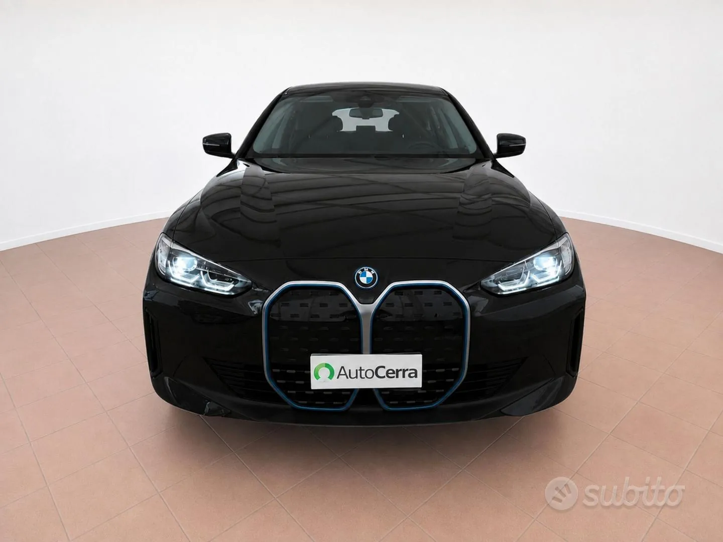 BMW I4 2022 photo 3