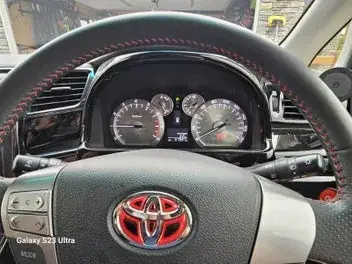 Toyota Vellfire 2012 photo 5
