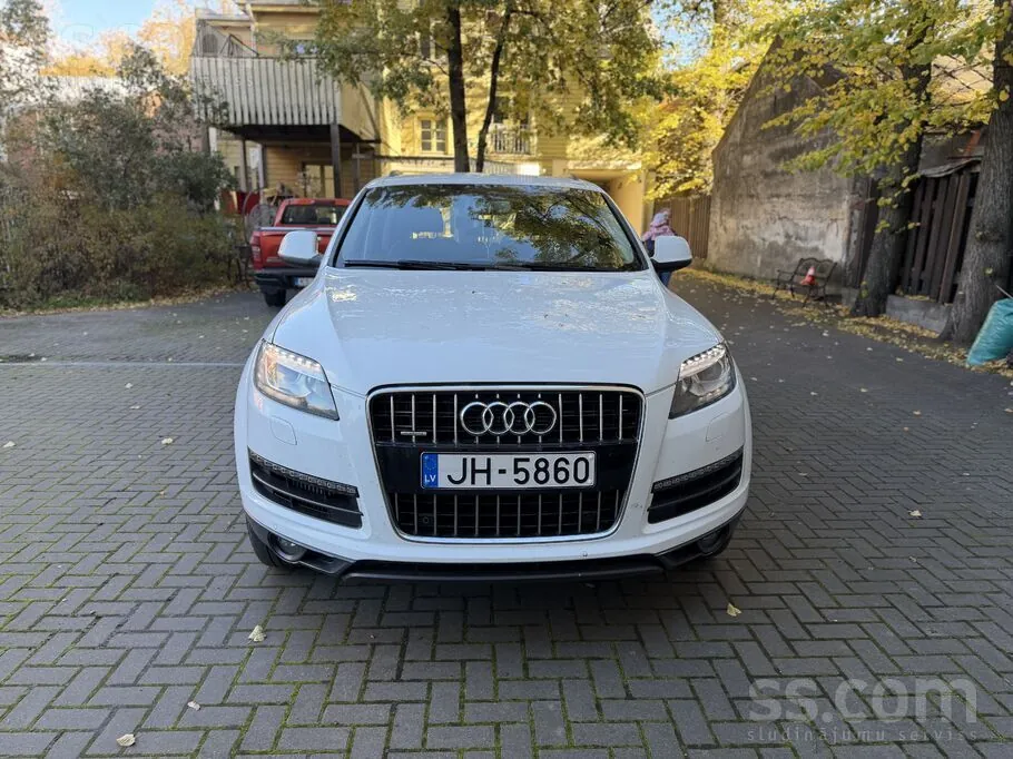 Audi Q7 2013 photo 3