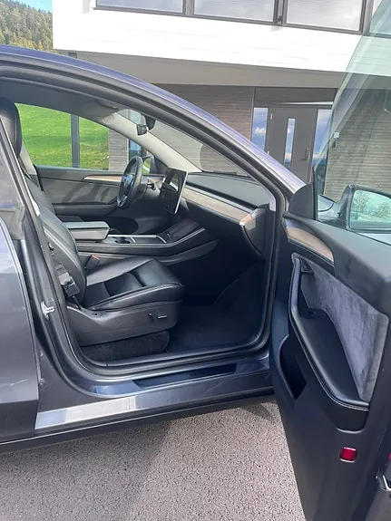 Tesla Model Y 2022 photo 5