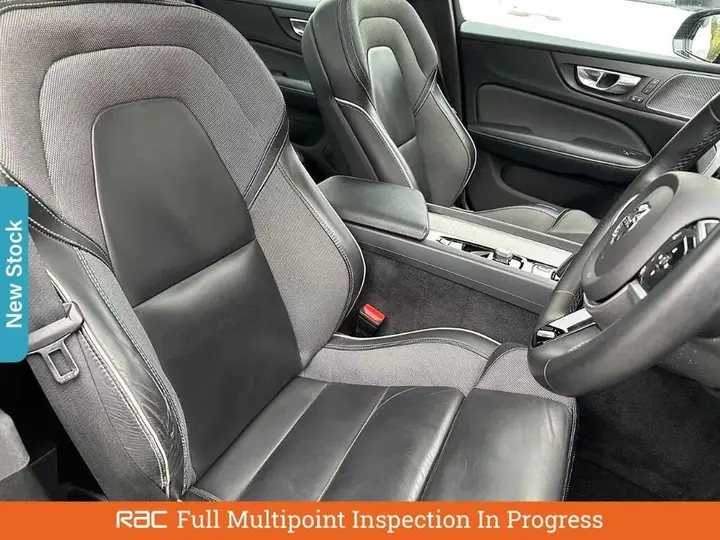 Volvo S60 2022 photo 3
