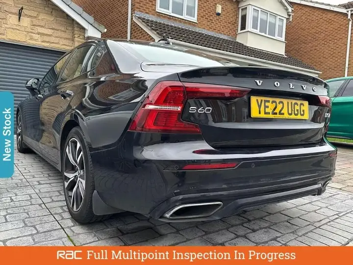 Volvo S60 2022 photo 2