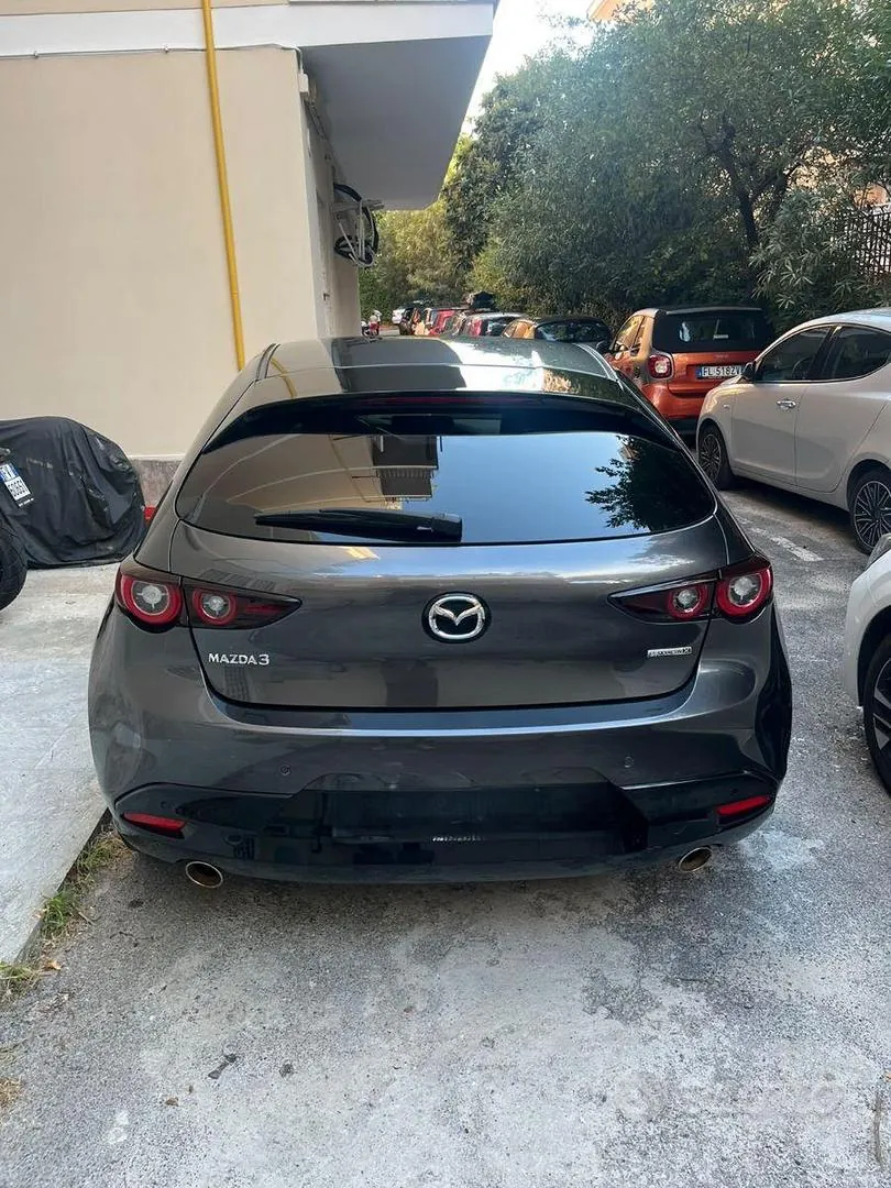 Mazda Mazda3 2023 photo 4