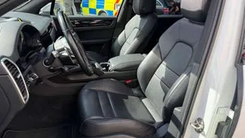 Porsche Cayenne 2020 photo 2
