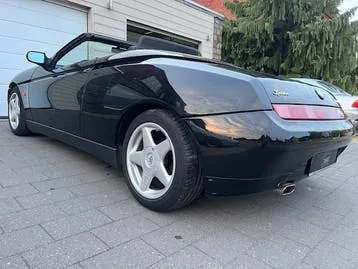 Alfa Romeo Spider 1995 photo 3