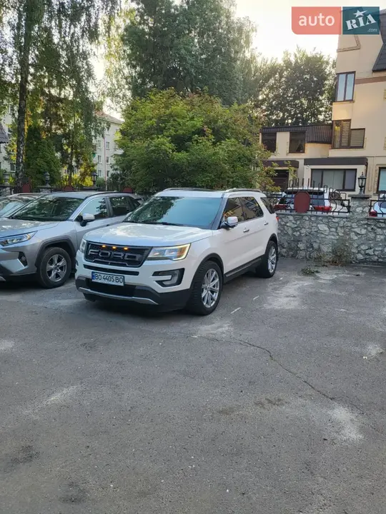Ford Explorer