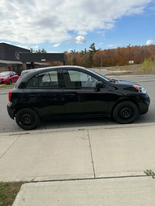 Nissan Micra 2015 photo 2