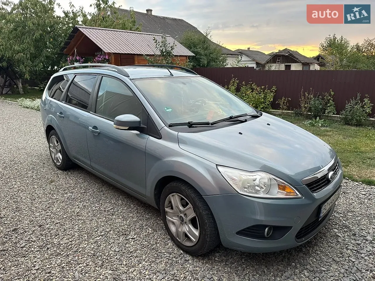 Ford Focus 2009 photo 2