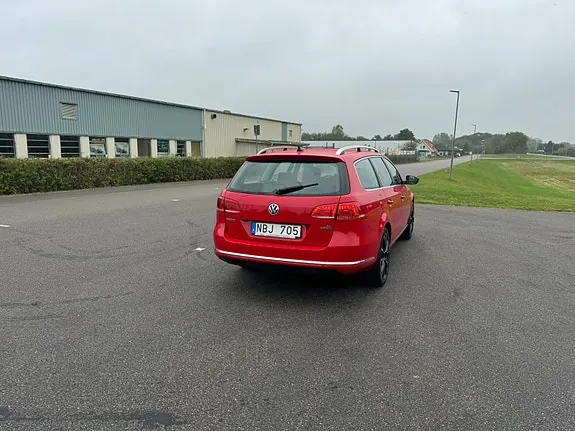 Volkswagen Passat 2013 photo 5