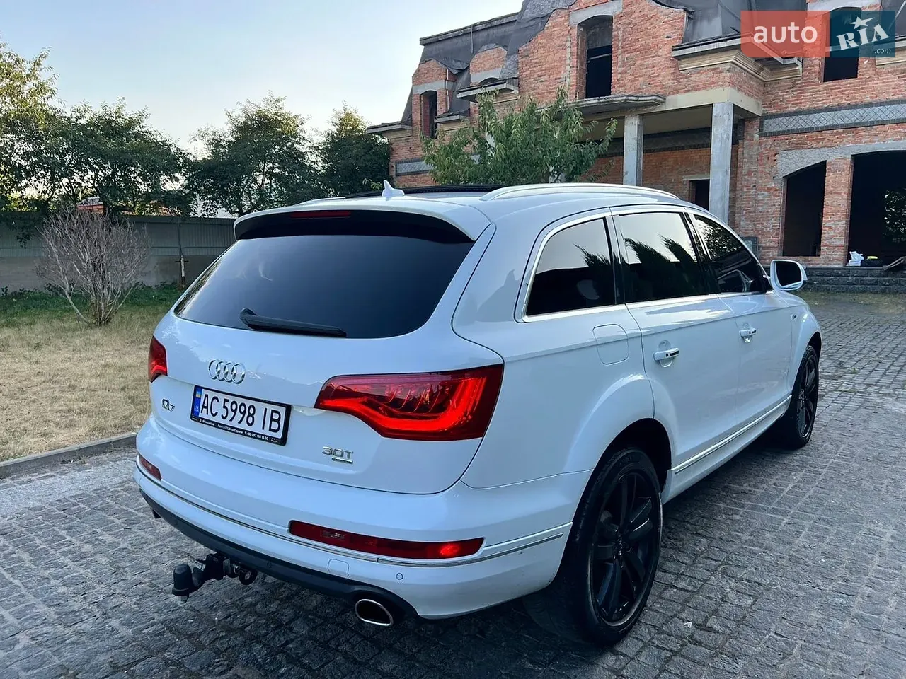 Audi Q7 2014 photo 3
