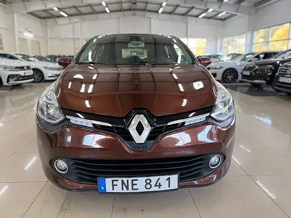 Renault Clio 2015 photo 2