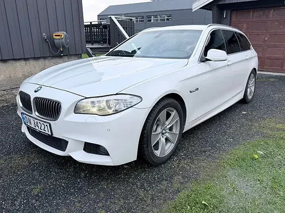 BMW 520D 2012 photo 2