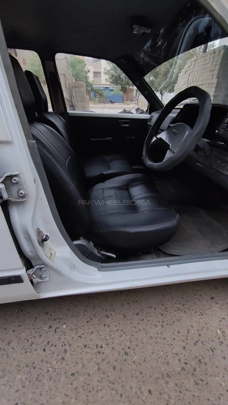 Suzuki Khyber