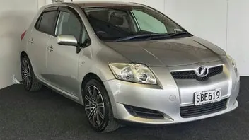 Toyota Auris 2006 photo 2