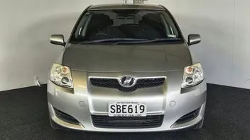 Toyota Auris 2006 photo 3