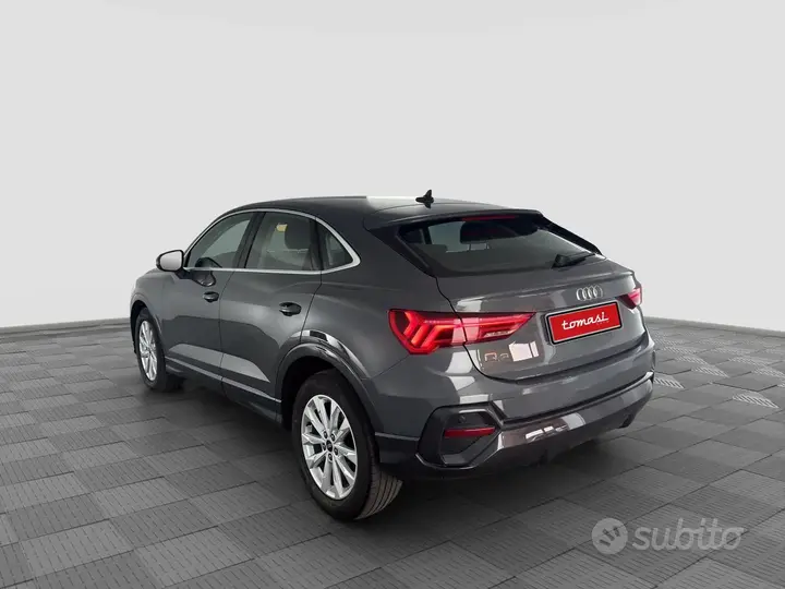 Audi Q3 2022 photo 3