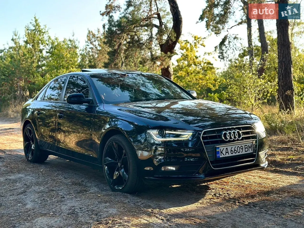 Audi A4 2012 photo 4
