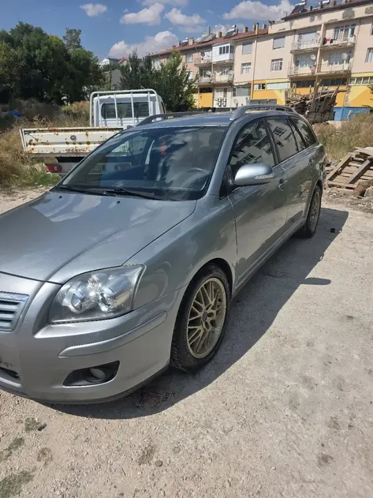 Toyota Avensis 2008 photo 2