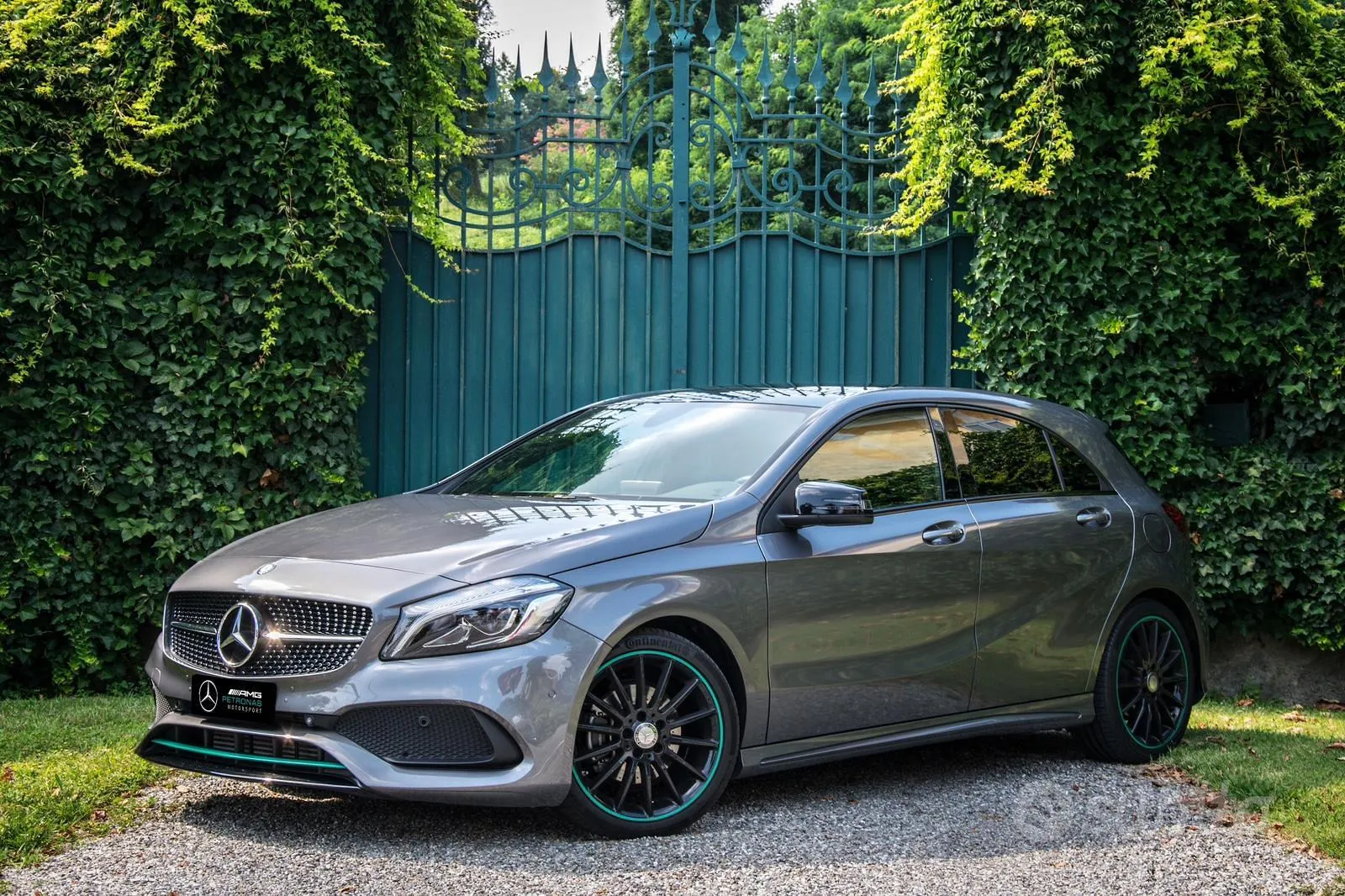 Mercedes-Benz A200