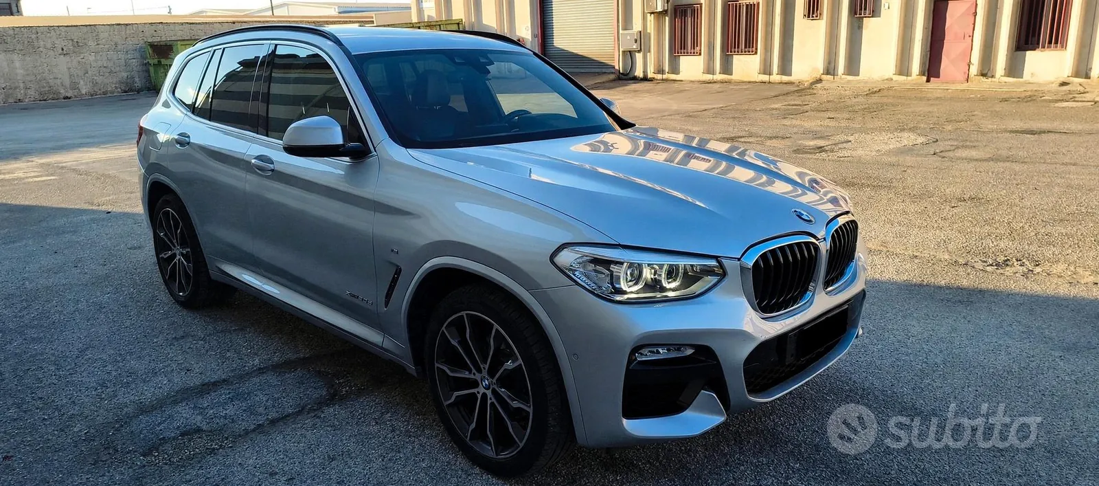 BMW X3 2018 photo 2