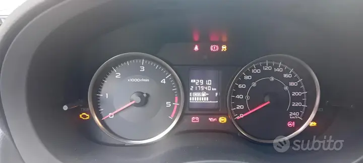 Subaru Xv 2014 photo 5