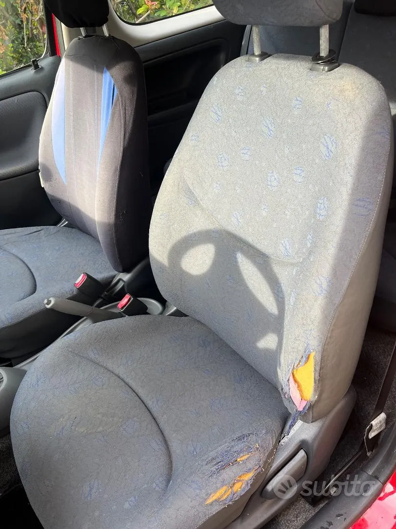 Toyota Yaris 2001 photo 3