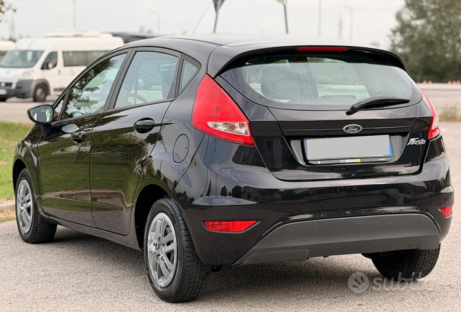 Ford Fiesta 2011 photo 5