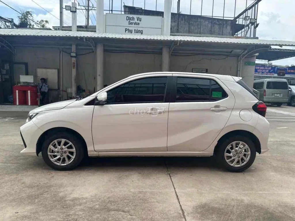 Toyota Wigo 2025 photo 4