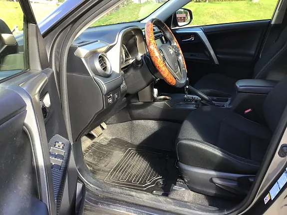Toyota Rav4 2015 photo 5
