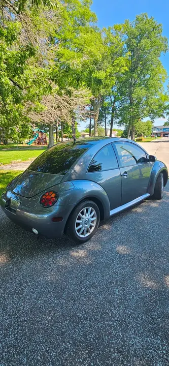 Volkswagen Beetle 2005 photo 3