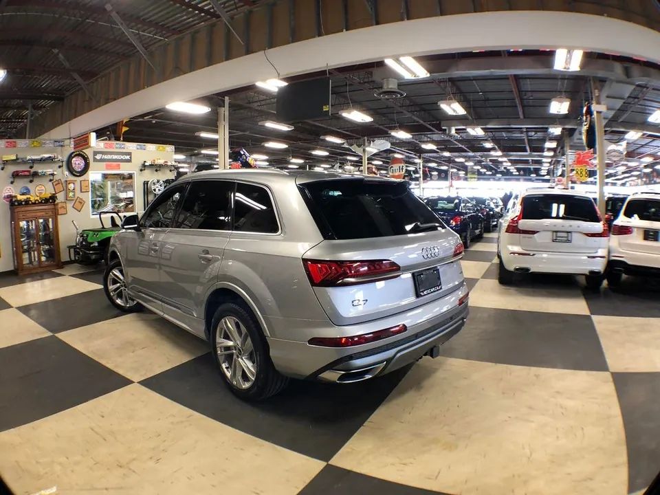 Audi Q7 2021 photo 5