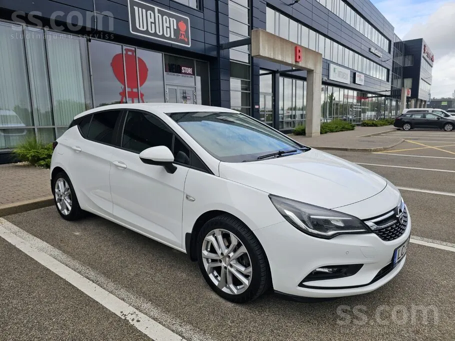 Opel Astra 2018 photo 2