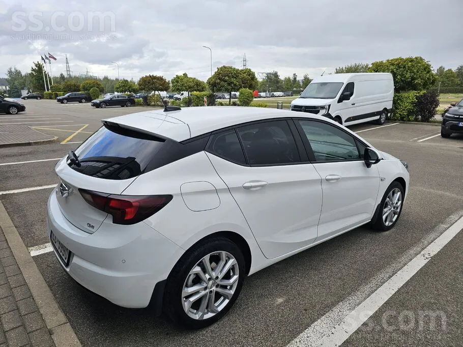 Opel Astra 2018 photo 3