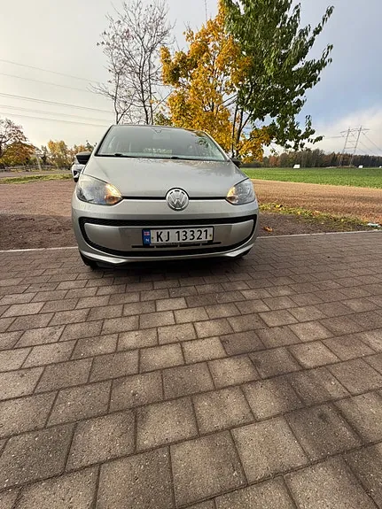Volkswagen Up 2015 photo 4