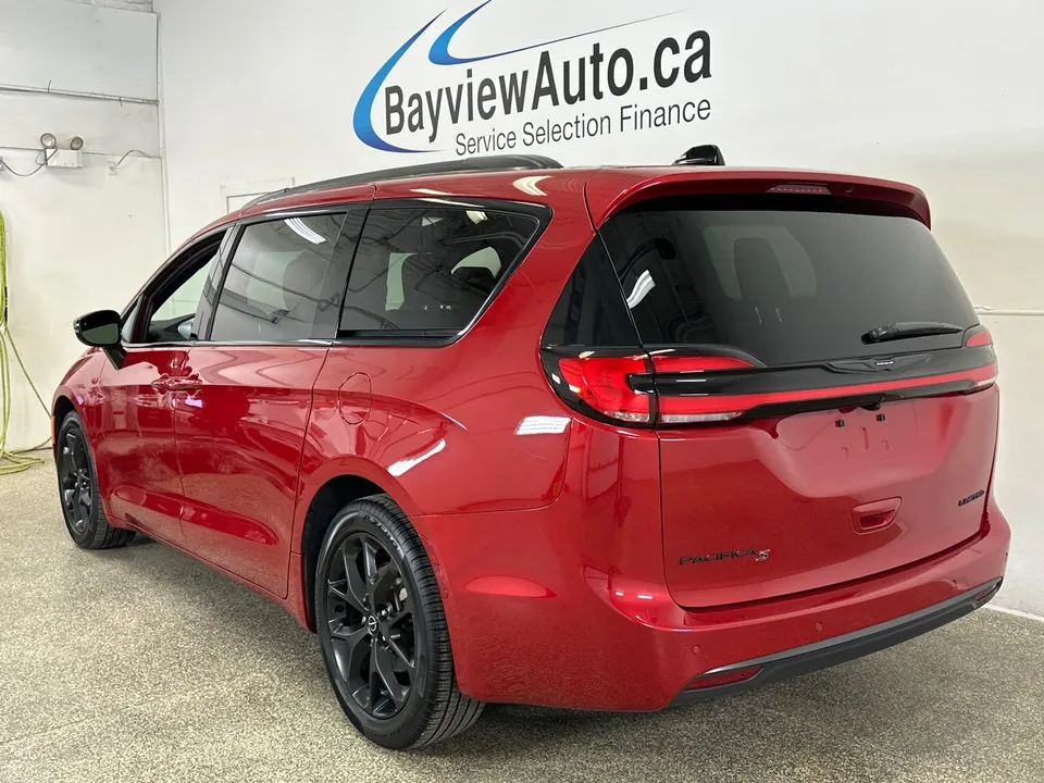 Chrysler Pacifica 2026 photo 5