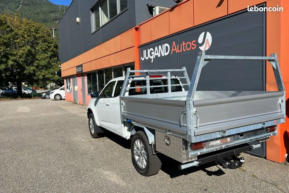 Isuzu D-Max 2025 photo 2