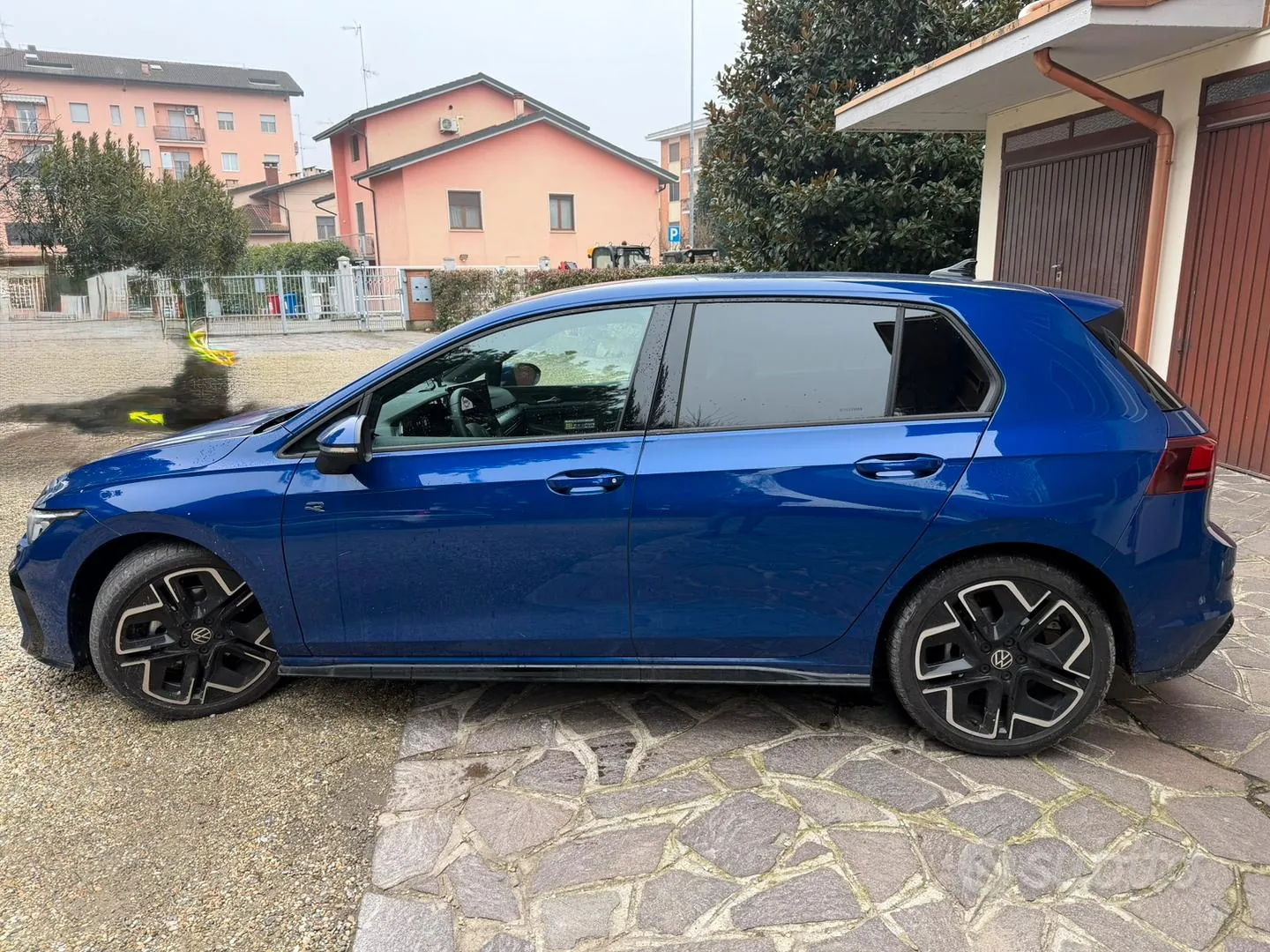 Volkswagen Golf 2025 photo 3