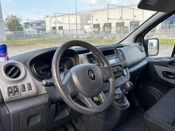 Renault Trafic 2017 photo 3
