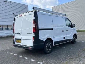 Renault Trafic 2017 photo 2