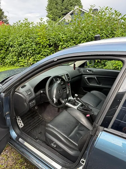 Subaru Legacy 2005 photo 5