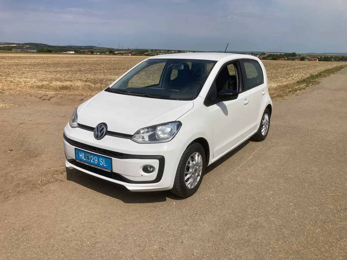 Volkswagen Up 2016 photo 2