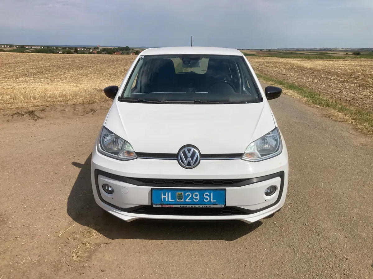 Volkswagen Up 2016 photo 3