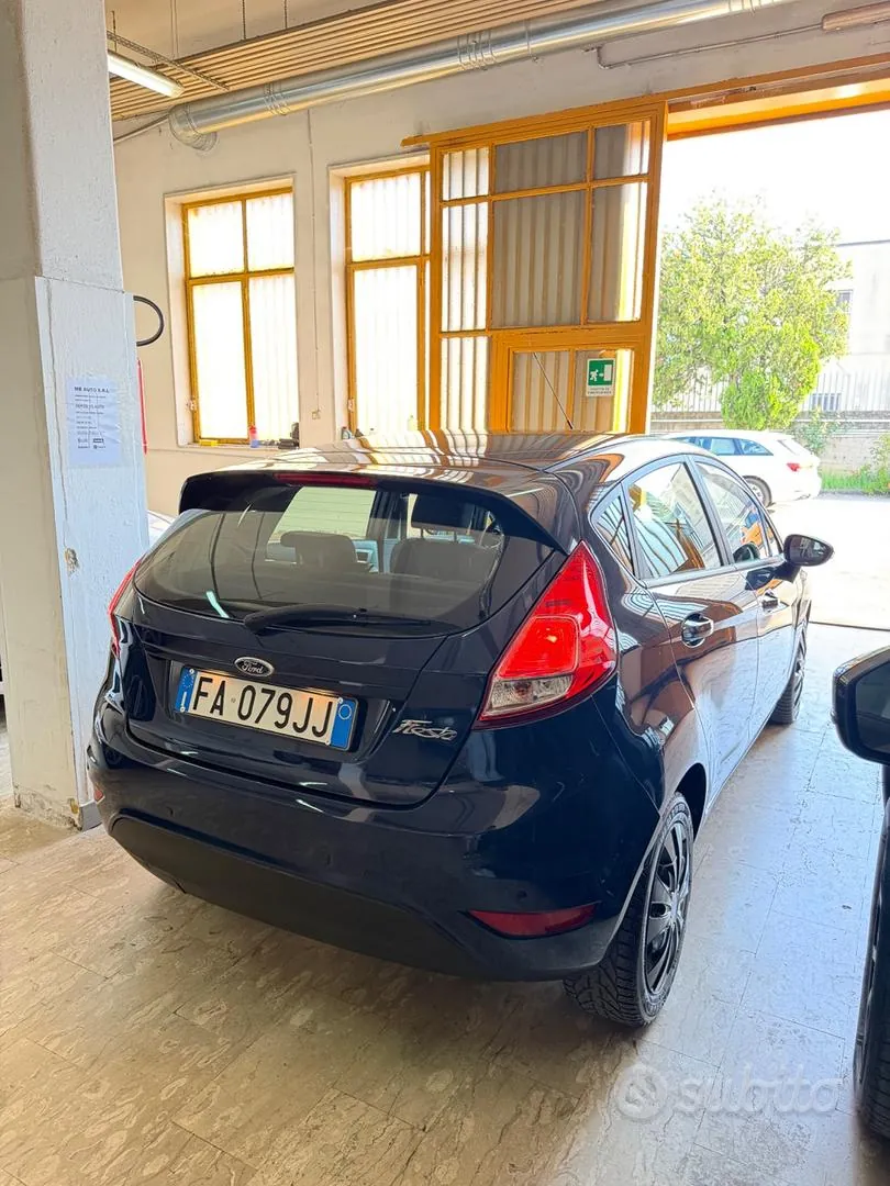 Ford Fiesta 2015 photo 4