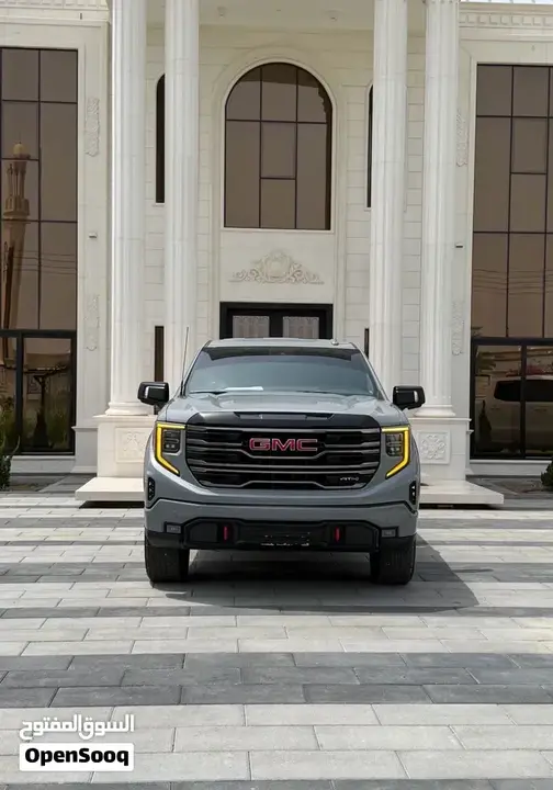 GMC Sierra