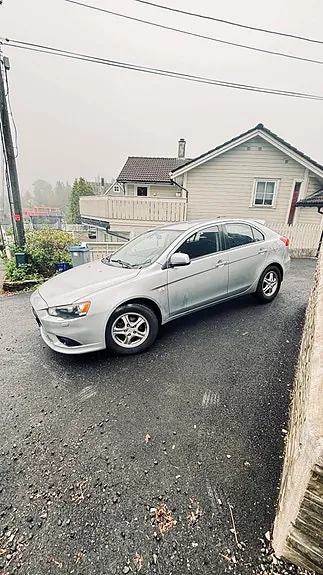 Mitsubishi Lancer 2010 photo 3