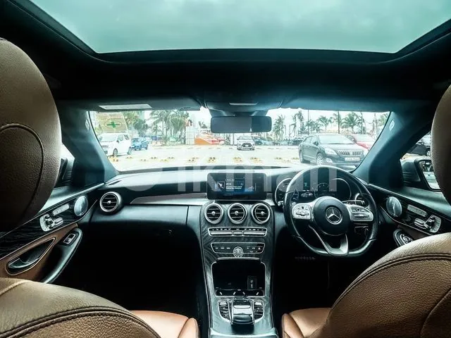 Mercedes-Benz C200 2019 photo 5