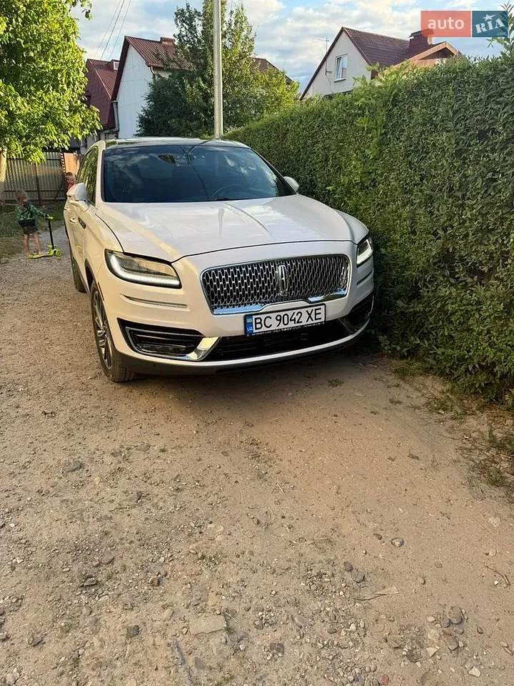 Lincoln Nautilus 2019 photo 3