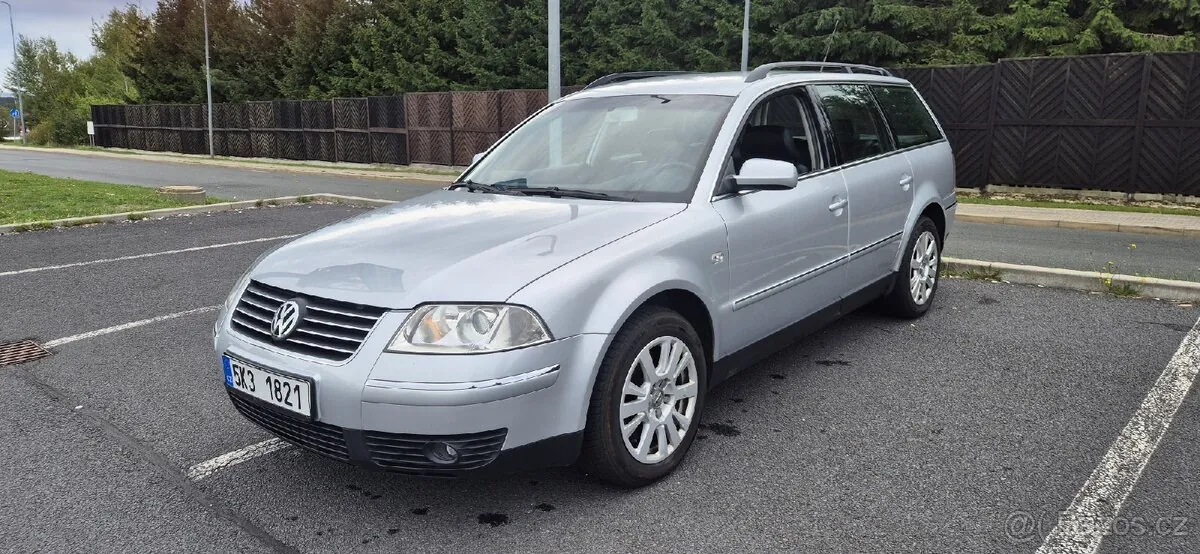 Volkswagen Passat 2002 photo 2